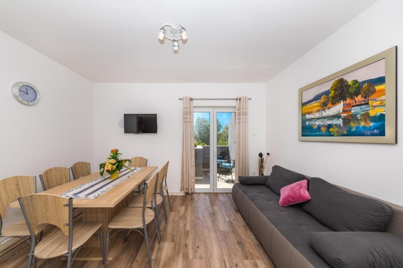 Apartment Nina สโตเบรช ภายนอก รูปภาพ